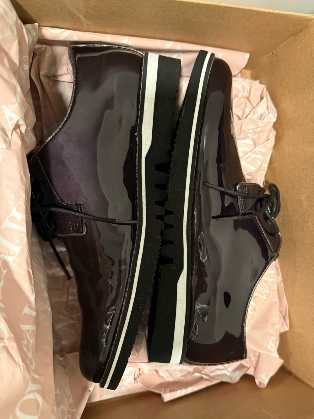 Johnston & Murphy Men's Glossy Burgundy Patent Derby Shoes